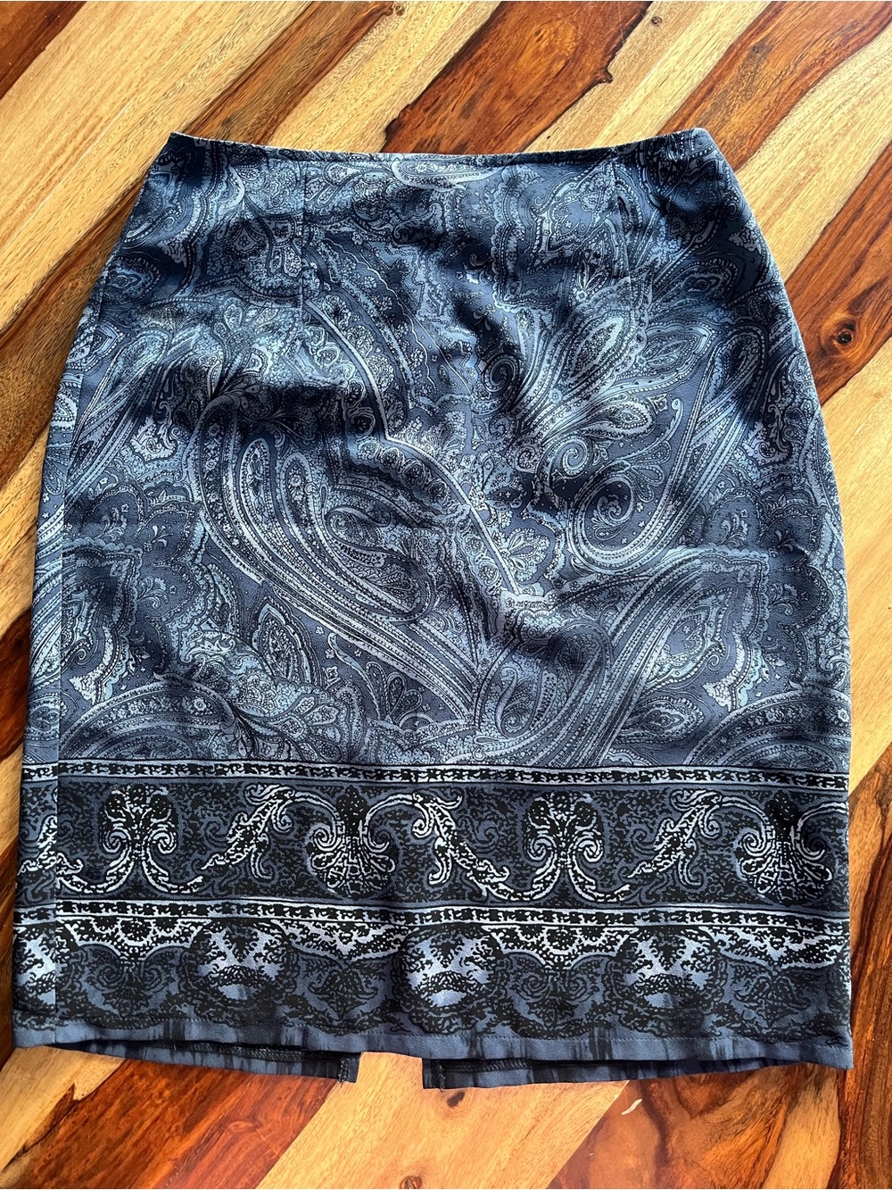 FMX Classics Vintage Blue Midi A-Line Paisley Skirt
